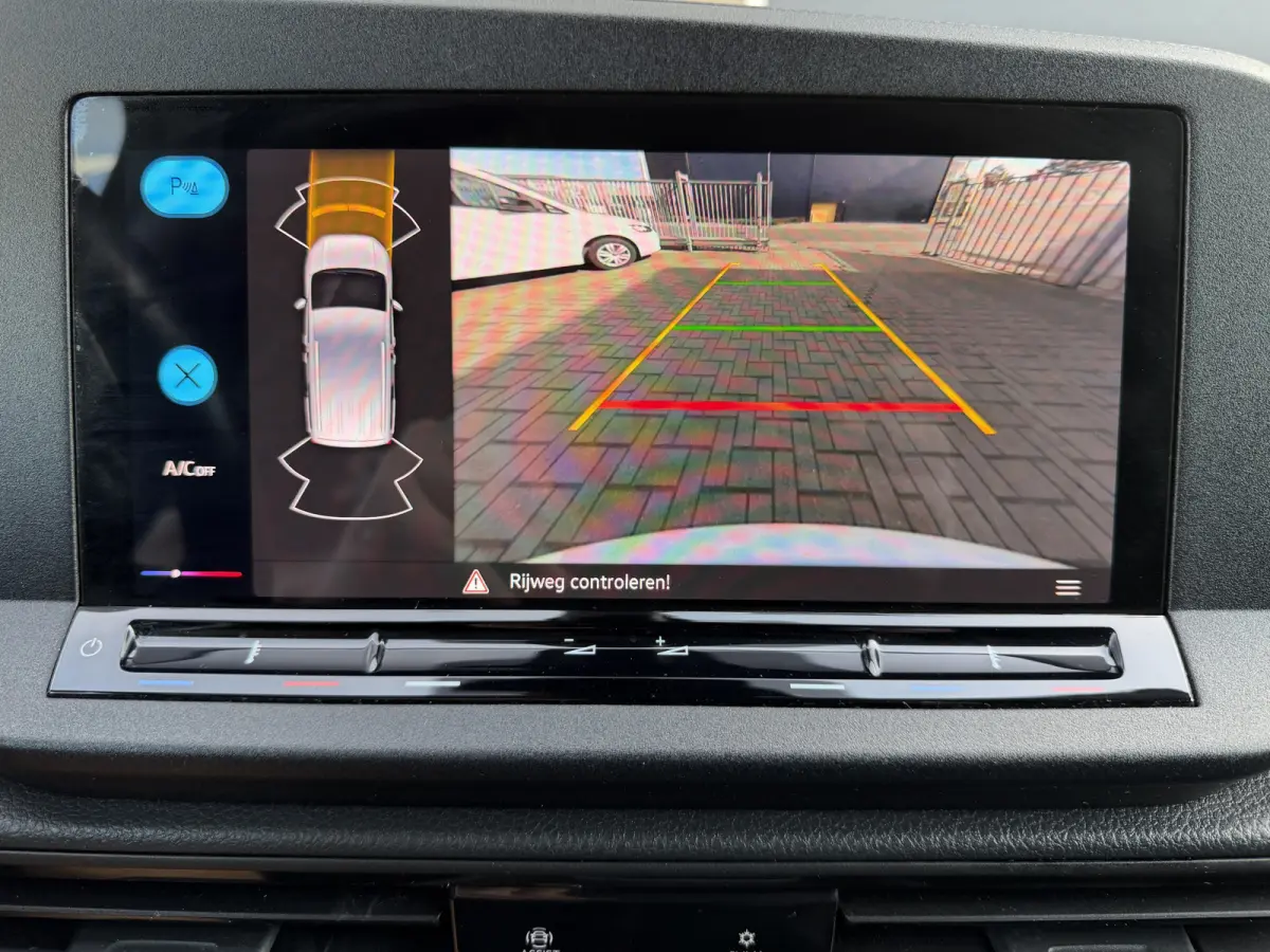2.0 TDI 102 PK Euro 6 Cruise Control/achteruitrijcamera/navigatie