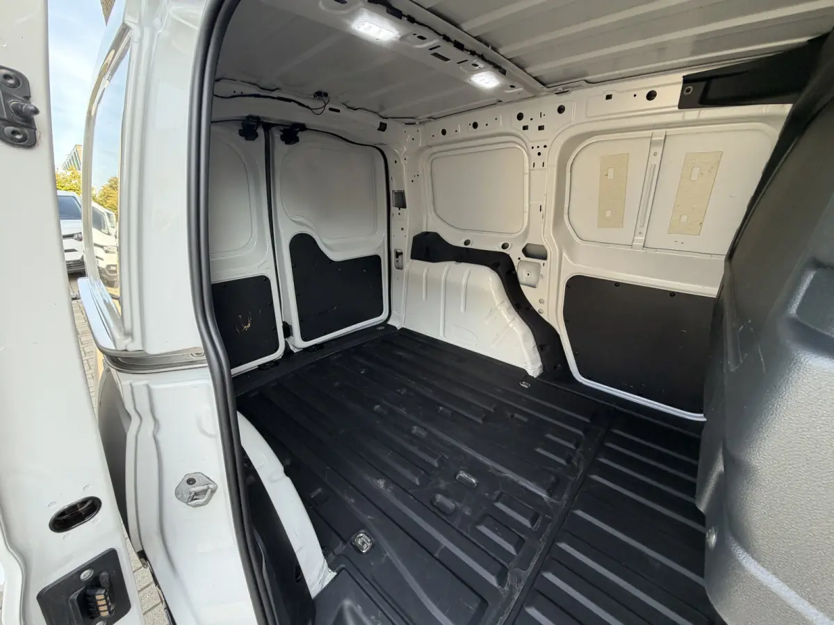 2.0 TDI 102 PK Euro 6 Cruise Control/achteruitrijcamera/navigatie