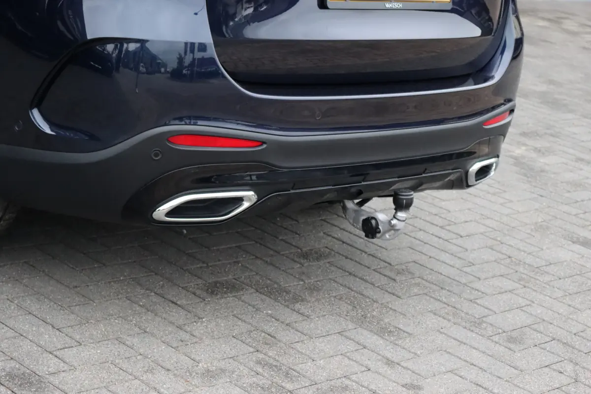 400e 4MATIC AMG Line | Airmatic | Achterasbesturing | Distronic+ | Memory | Trekhaak | Digital Light | Surround Camera | Verwarmd Stuurwiel | Nightpakket |