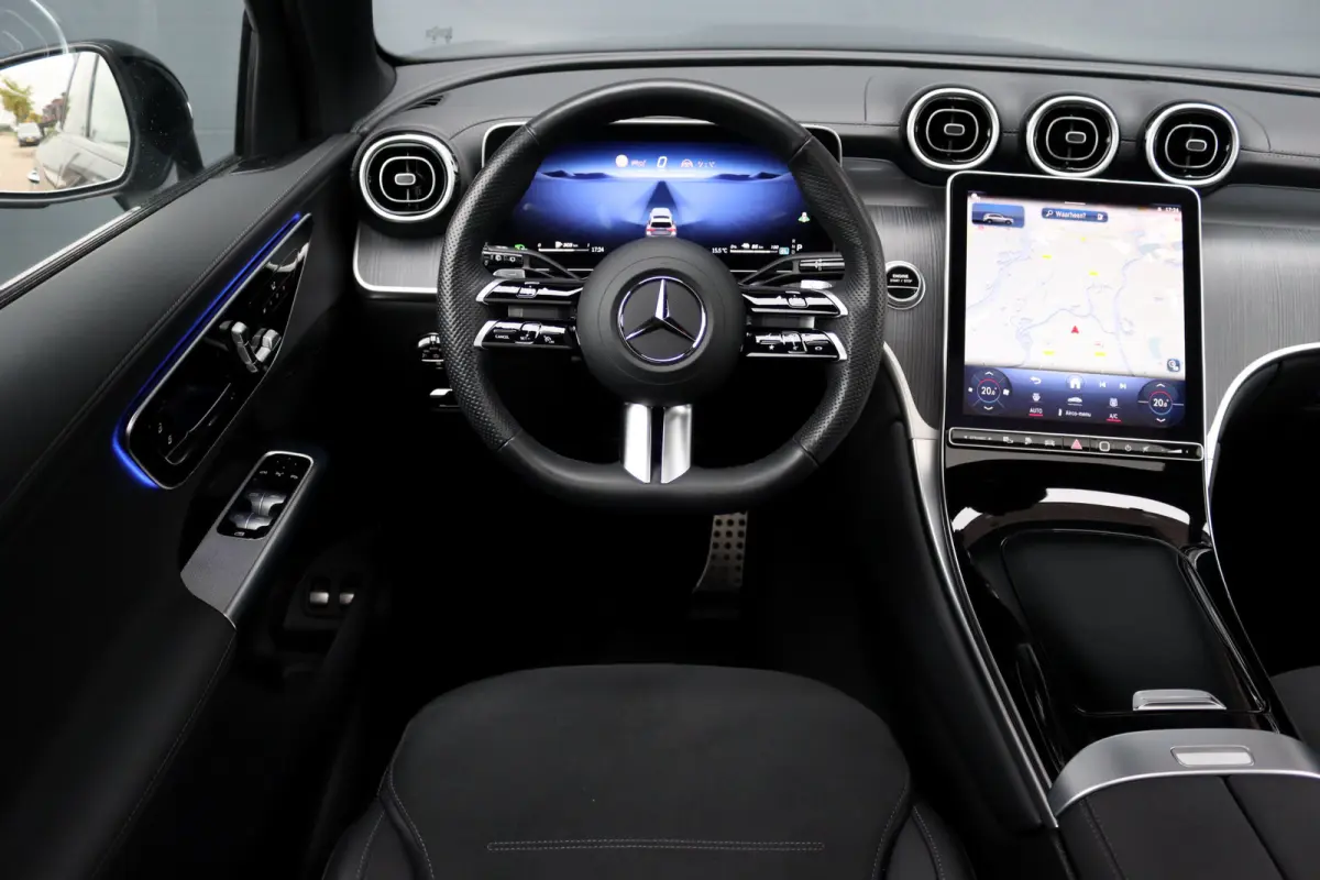 400e 4MATIC AMG Line | Airmatic | Achterasbesturing | Distronic+ | Memory | Trekhaak | Digital Light | Surround Camera | Verwarmd Stuurwiel | Nightpakket |