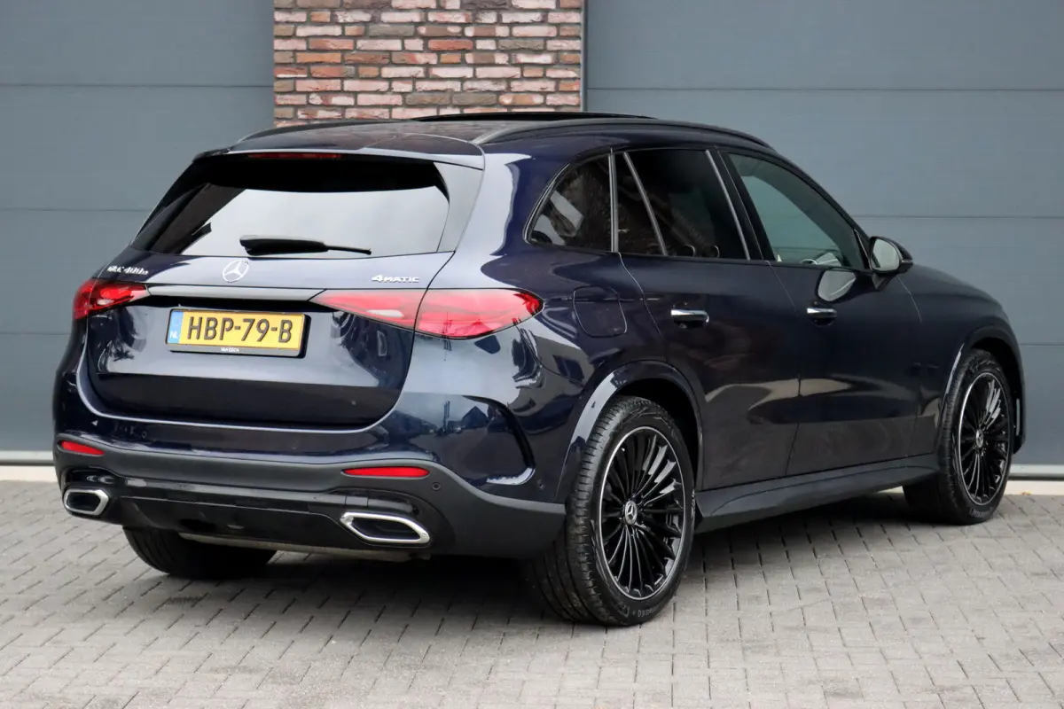 400e 4MATIC AMG Line | Airmatic | Achterasbesturing | Distronic+ | Memory | Trekhaak | Digital Light | Surround Camera | Verwarmd Stuurwiel | Nightpakket |