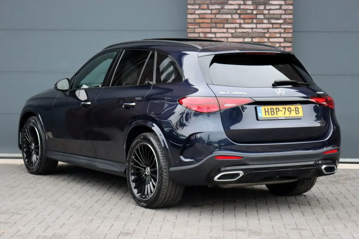 400e 4MATIC AMG Line | Airmatic | Achterasbesturing | Distronic+ | Memory | Trekhaak | Digital Light | Surround Camera | Verwarmd Stuurwiel | Nightpakket |