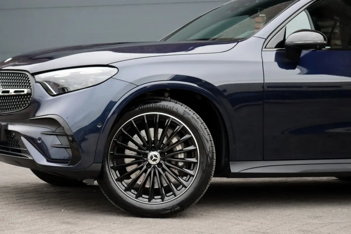 400e 4MATIC AMG Line | Airmatic | Achterasbesturing | Distronic+ | Memory | Trekhaak | Digital Light | Surround Camera | Verwarmd Stuurwiel | Nightpakket |