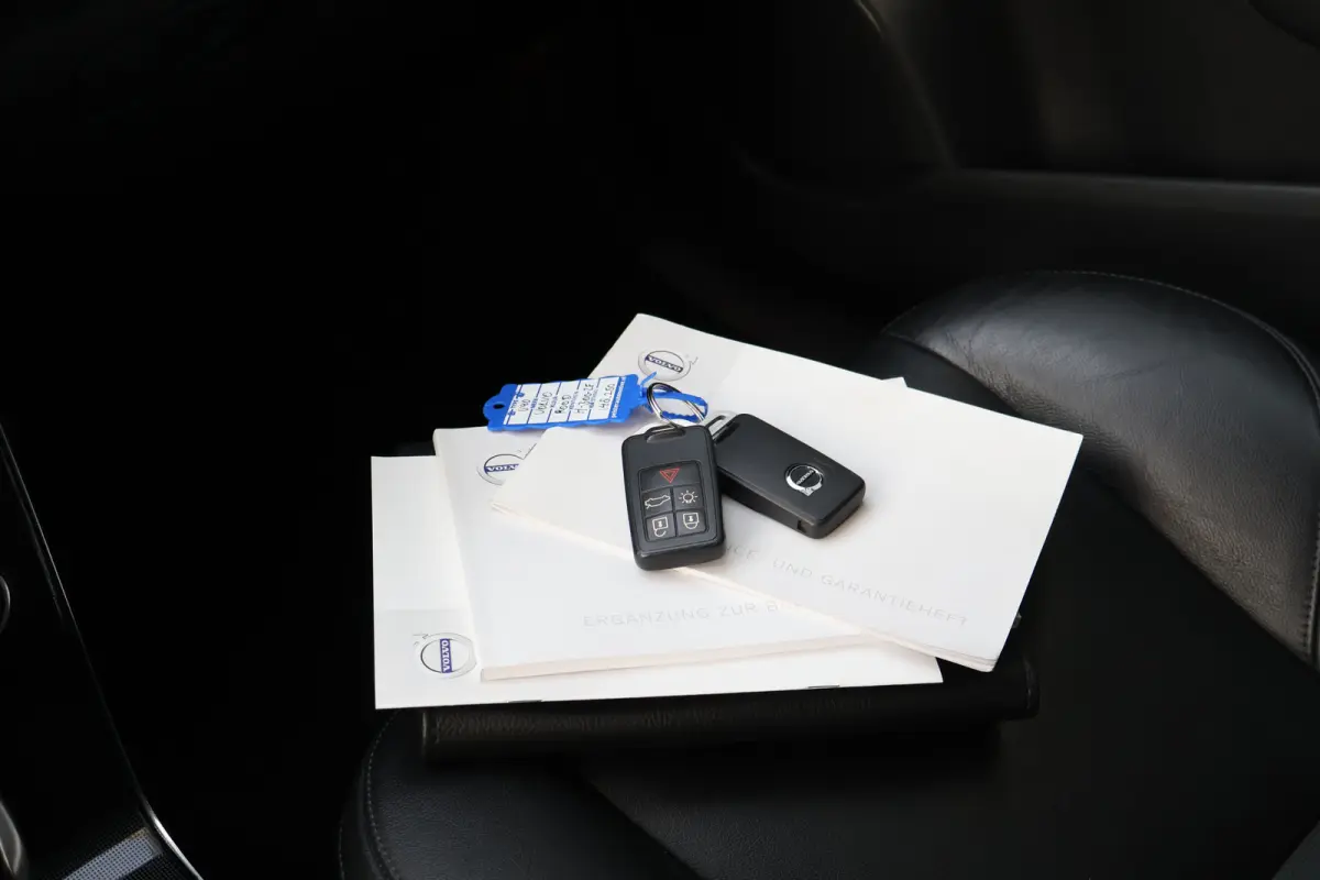 2.0 D4 Inscription Automaat 190pk | Leer | Stoelverwarming | Adaptieve Cruise Control | Camera | BLIS