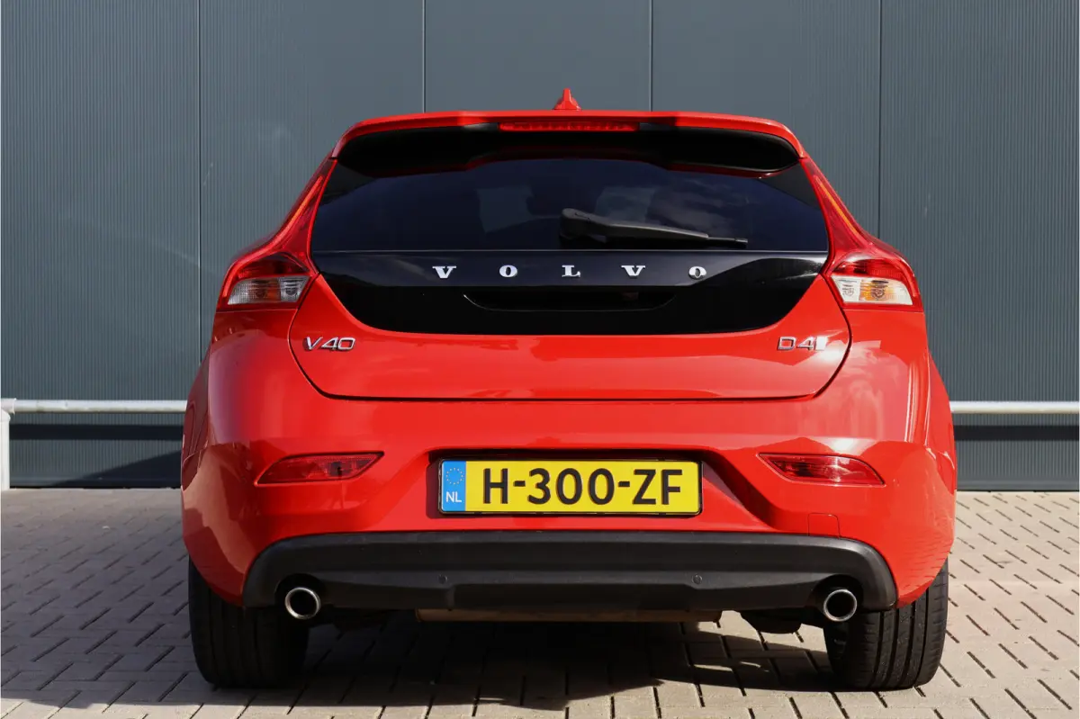 2.0 D4 Inscription Automaat 190pk | Leer | Stoelverwarming | Adaptieve Cruise Control | Camera | BLIS