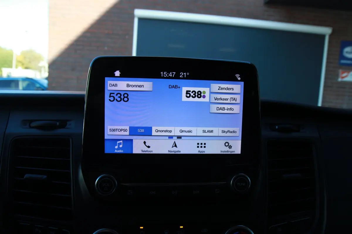 350 2.0 TDCI L2H2 Trend MHEV 130PK / Sync 3 / Dealer onderhoudsbeurt