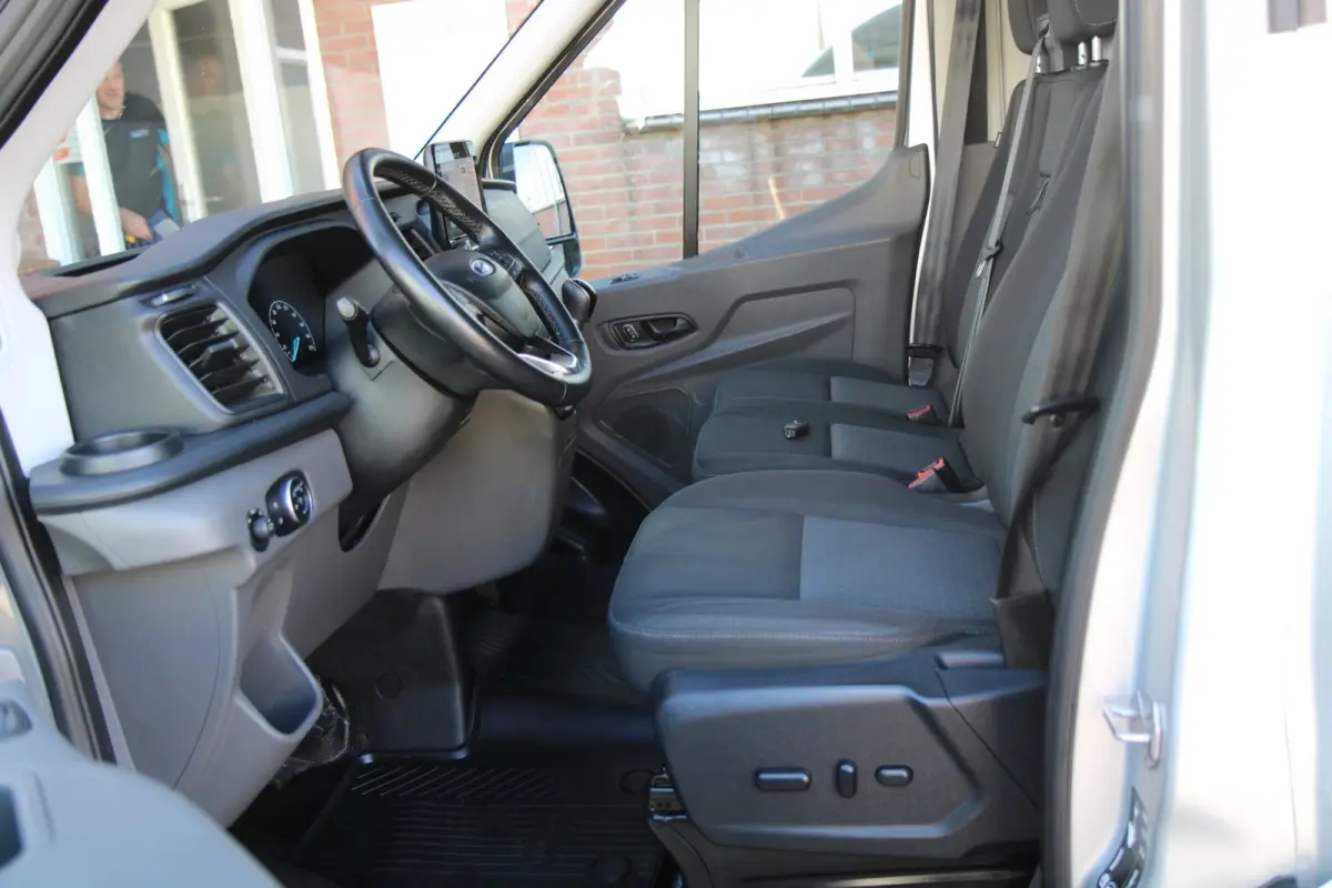 350 2.0 TDCI L2H2 Trend MHEV 130PK / Sync 3 / Dealer onderhoudsbeurt