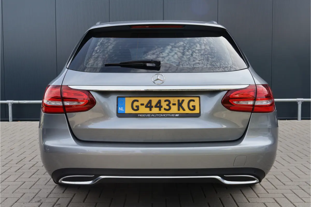 2.2 CDI Ambition Automaat | Wegkl. Trekhaak | Camera | Comand | Stoelverwarming | Half leder | 1800kg trekgewicht