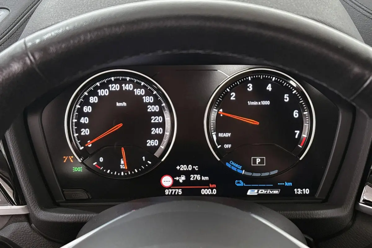 xDrive25e Executive Sport Line Trekhaak Harman Kardon Memory
