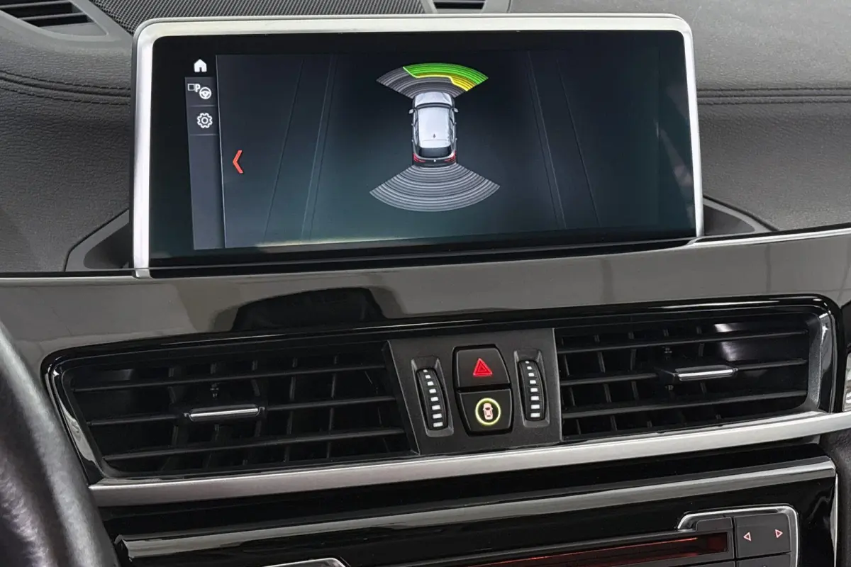 xDrive25e Executive Sport Line Trekhaak Harman Kardon Memory