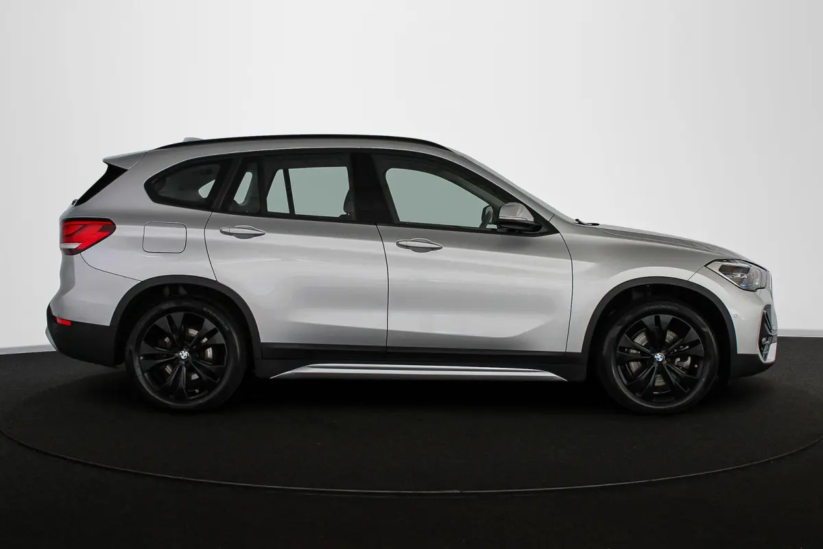 xDrive25e Executive Sport Line Trekhaak Harman Kardon Memory