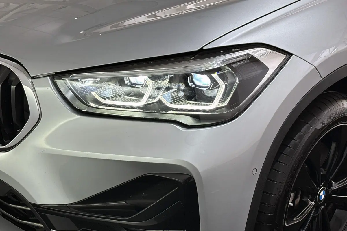 xDrive25e Executive Sport Line Trekhaak Harman Kardon Memory
