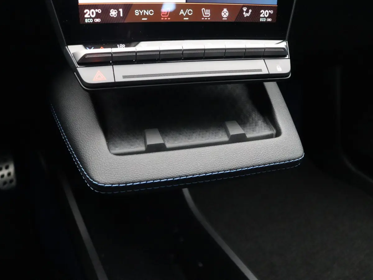comfort range esprit alpine 60 kWh | 22kW lader | 98% accu score | Stoel- en stuurwielverwarming | Harman Kardon |