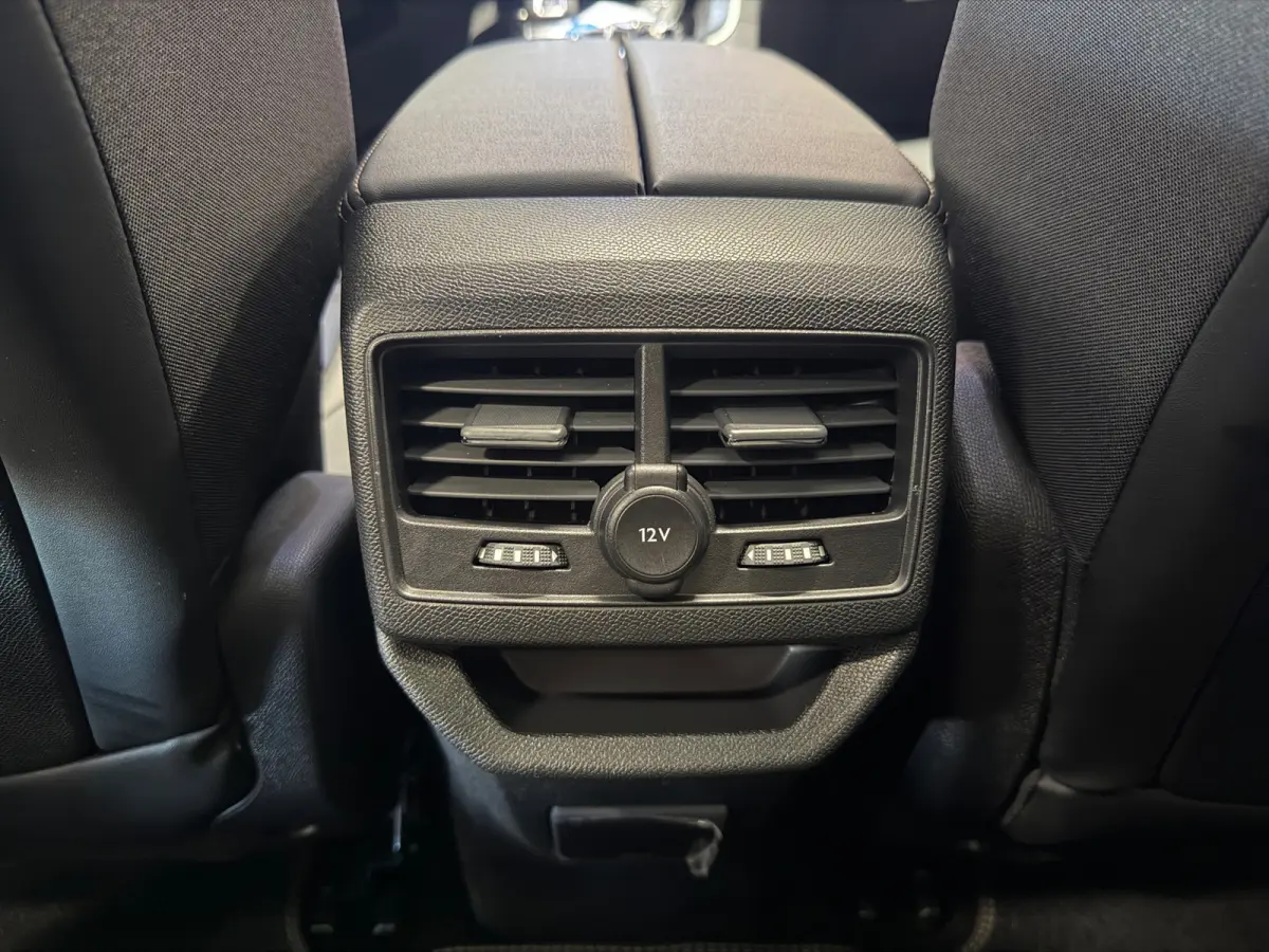 1.2 PureTech GT-Line|NAVIGATIE|CAMERA|PANORAMA|CRUISE