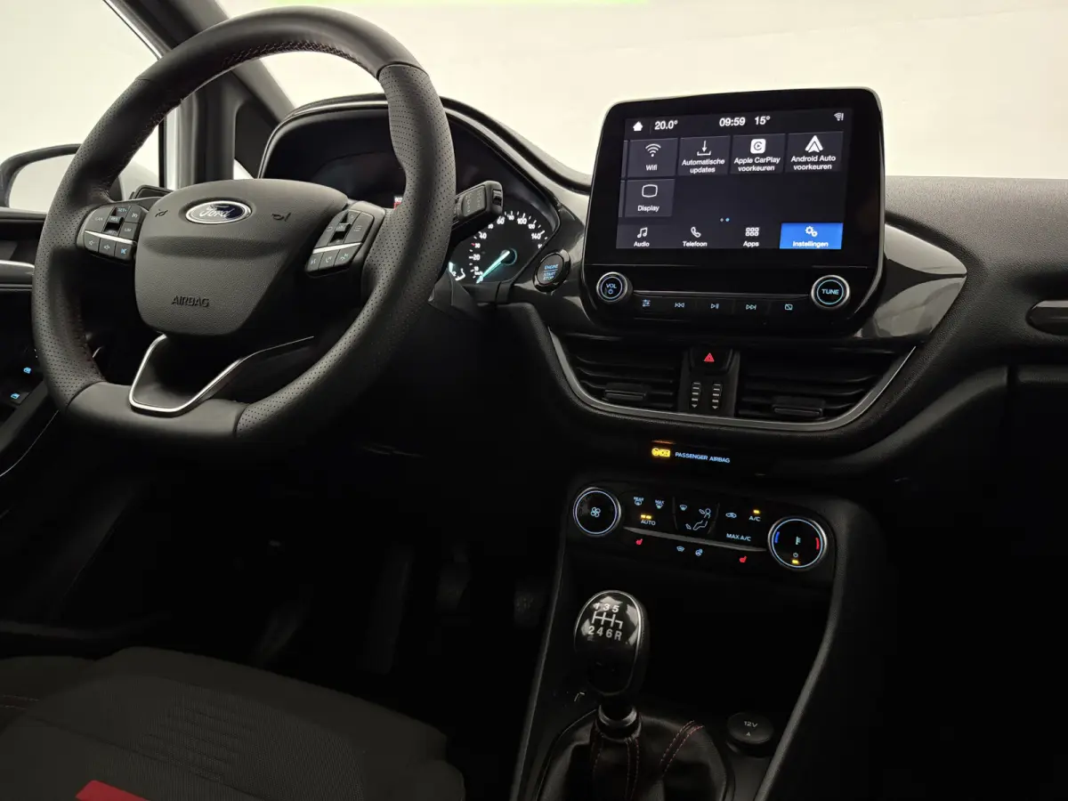 1.0 EcoBoost Hybrid ST-Line | Cruise | Carplay | Clima | Stoel/Stuurverw. | Parkeersens. | NAP