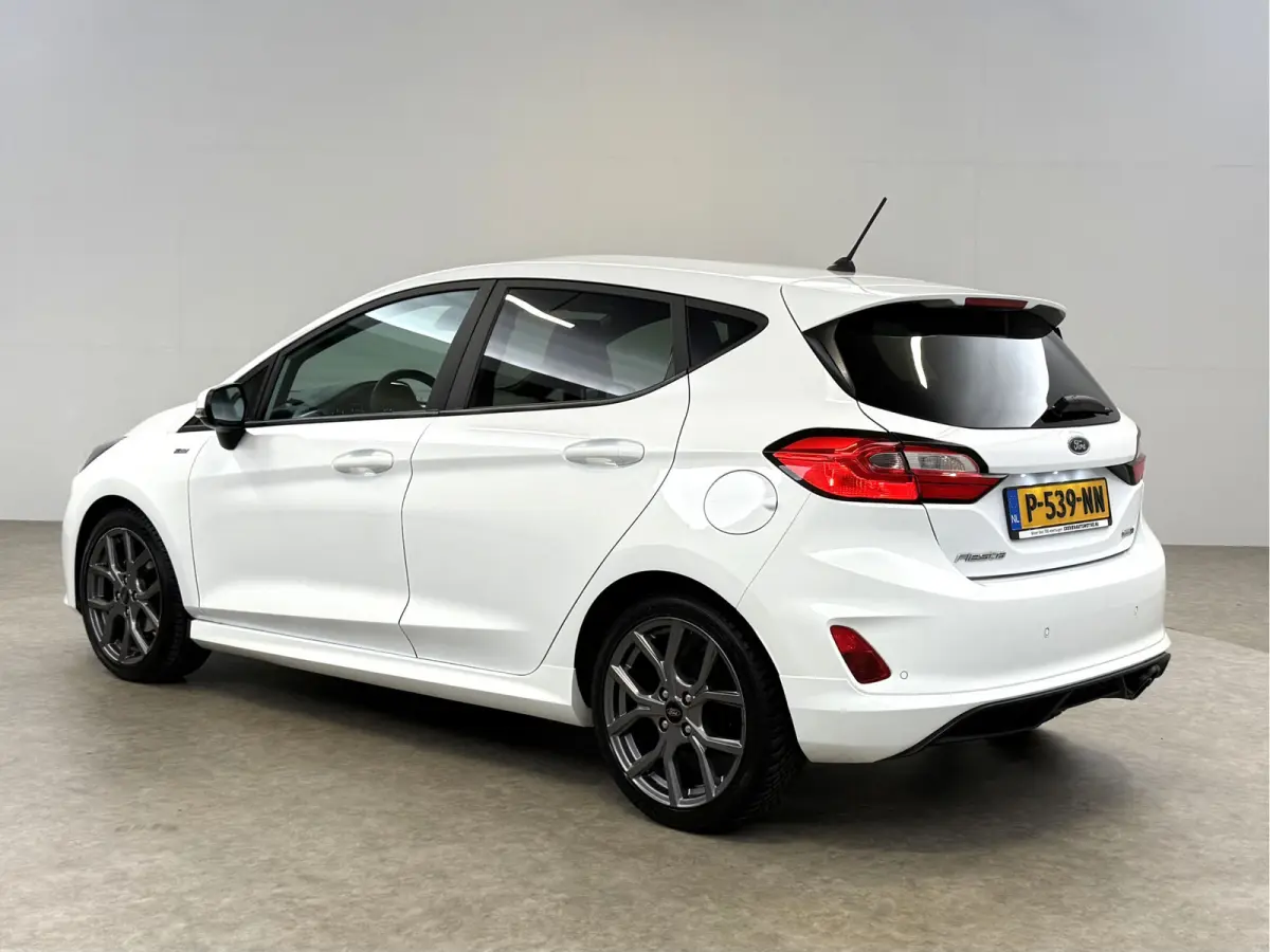 1.0 EcoBoost Hybrid ST-Line | Cruise | Carplay | Clima | Stoel/Stuurverw. | Parkeersens. | NAP