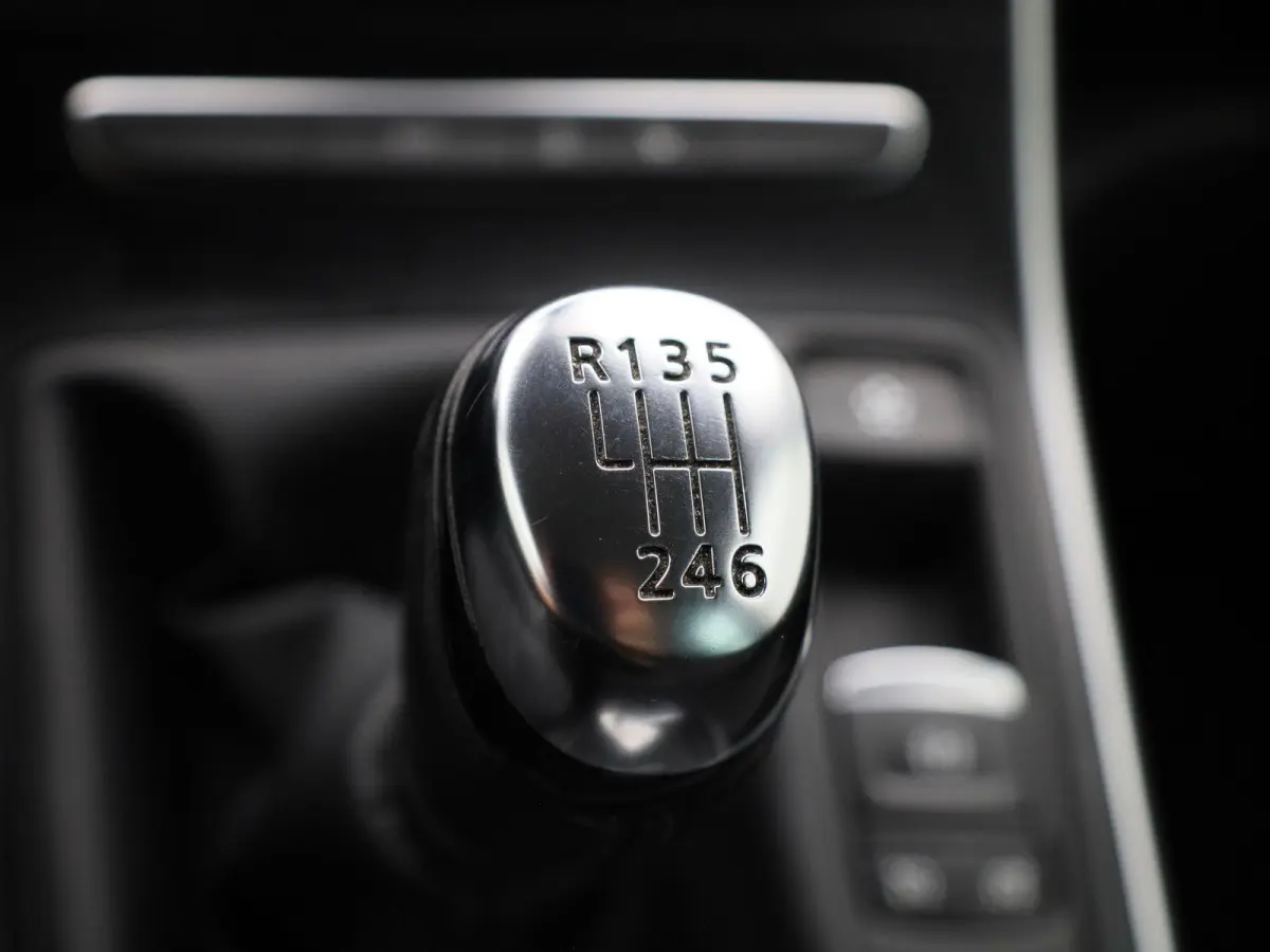 1.2 TCe Intens | Airconditioning | Cruise Control | Lederen Bekleding | Achteruitrijcamera | Trekhaak |