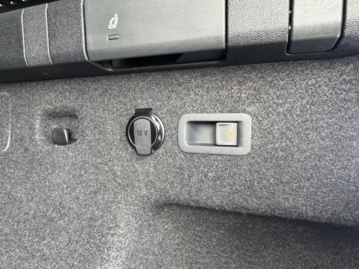 1.5 TSI eHybrid 204PK DSG HYBRID ELEGANCE 360°CAMERA/TREKHAAK/IQ.LIGHT/KEYLESS FABRIEKSGARANTIE