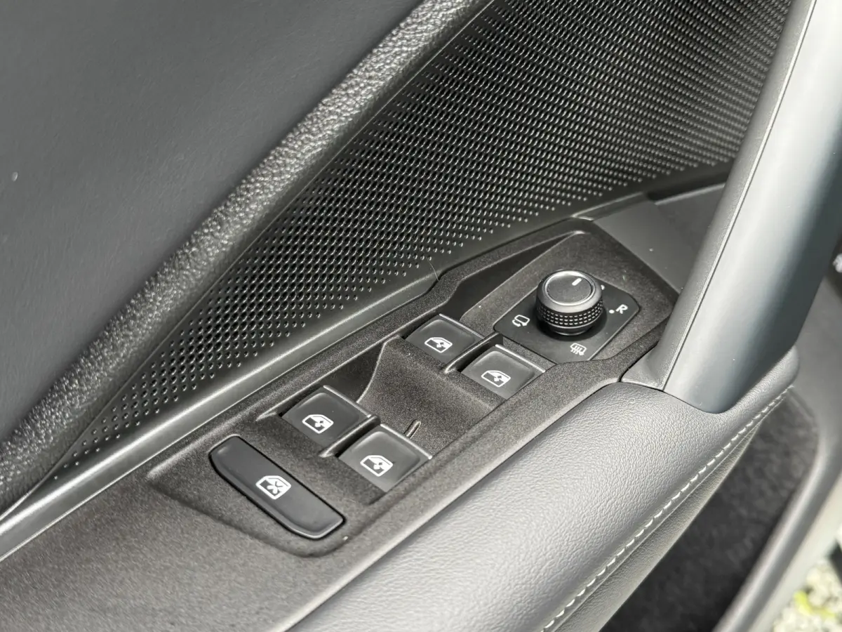 1.5 TSI eHybrid 204PK DSG HYBRID ELEGANCE 360°CAMERA/TREKHAAK/IQ.LIGHT/KEYLESS FABRIEKSGARANTIE