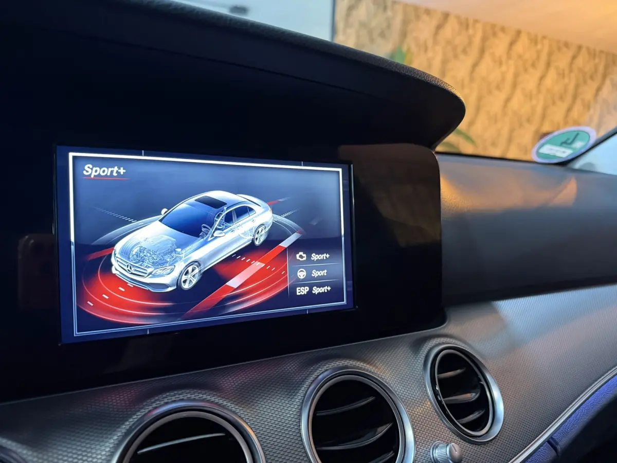 200 AMG 19"|Automaat|Garantie||Dealerond|Camera|LED|Ambient|Leder|Rijklaar