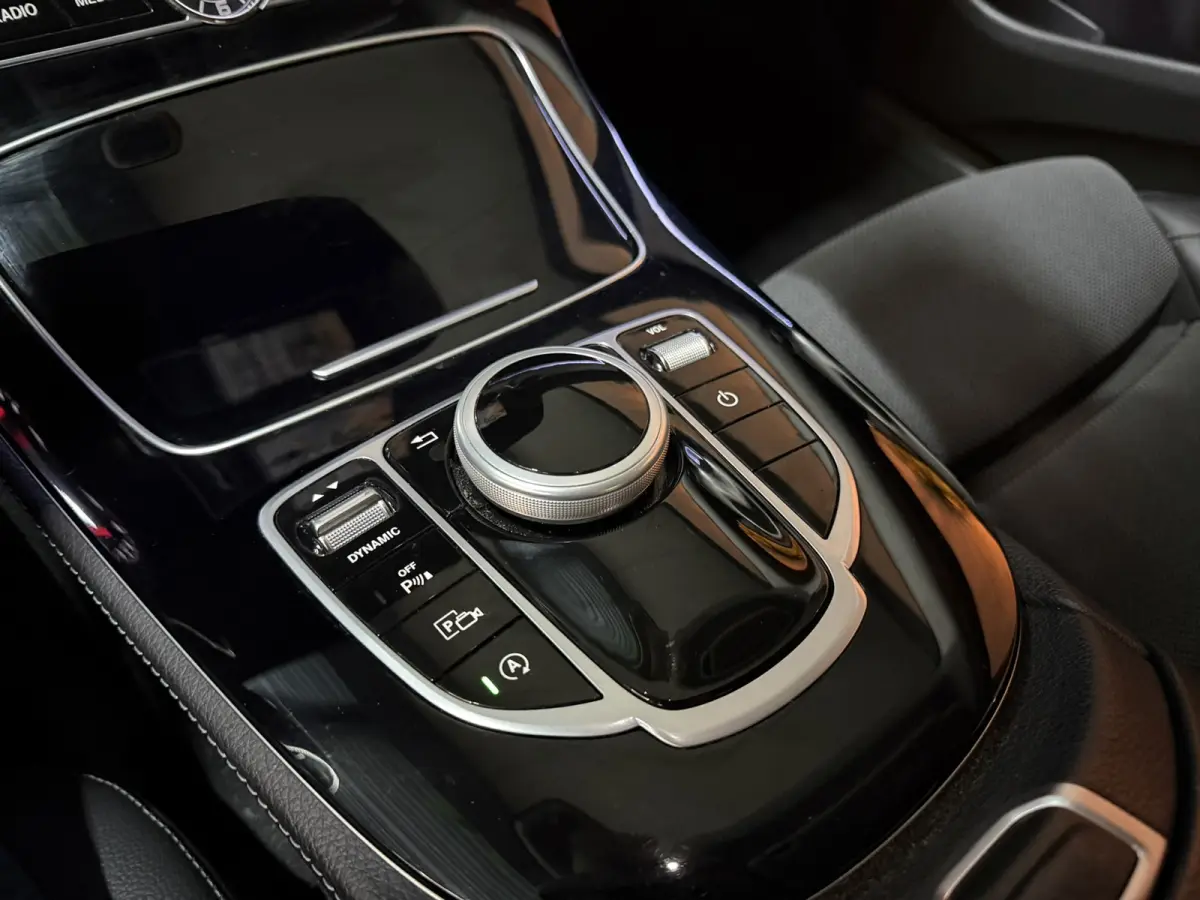 200 AMG 19"|Automaat|Garantie||Dealerond|Camera|LED|Ambient|Leder|Rijklaar
