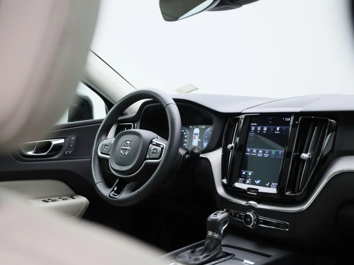 2.0 T5 AWD Inscription | Automaat | Apple Carplay / Android Auto | Stoelverwaming | Stoelventilatie | Achteruitrijcamera |