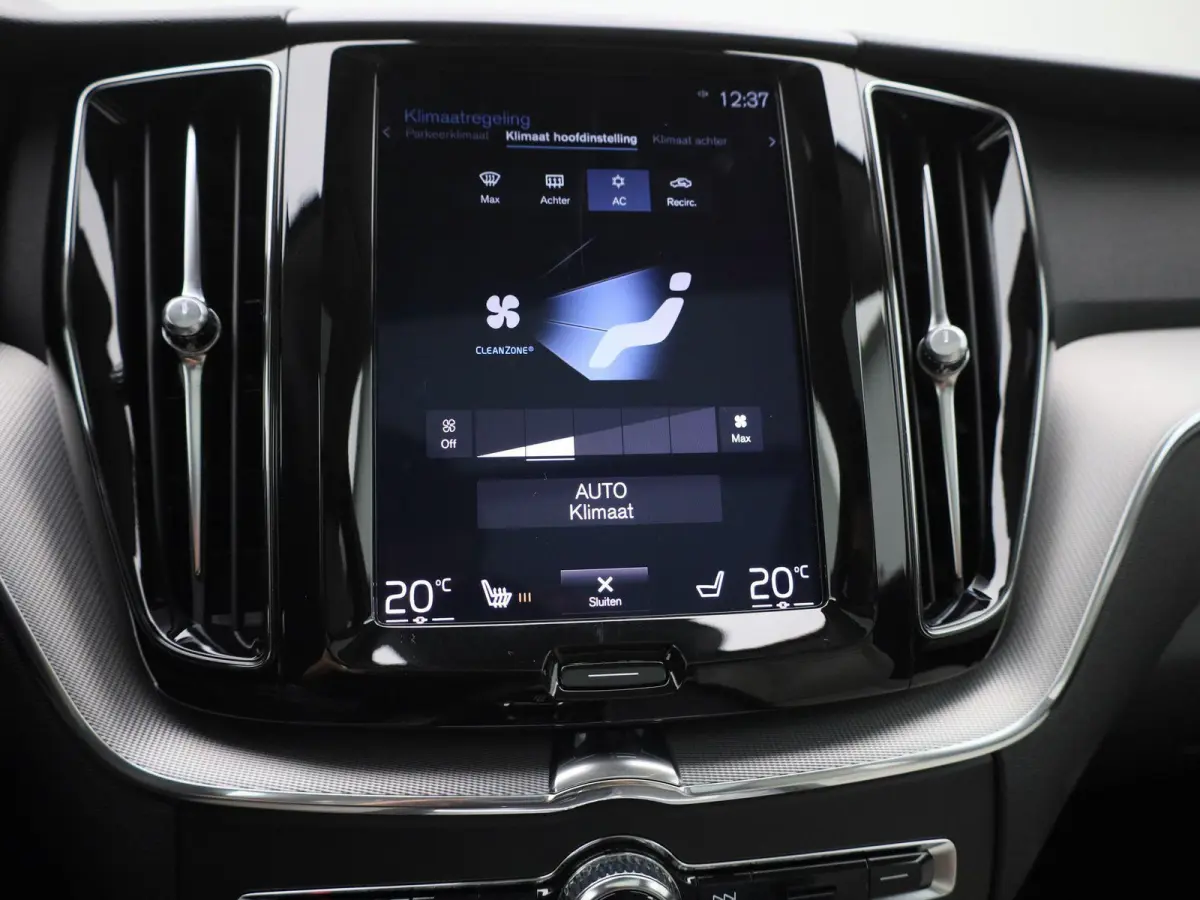 2.0 T5 AWD Inscription | Automaat | Apple Carplay / Android Auto | Stoelverwaming | Stoelventilatie | Achteruitrijcamera |