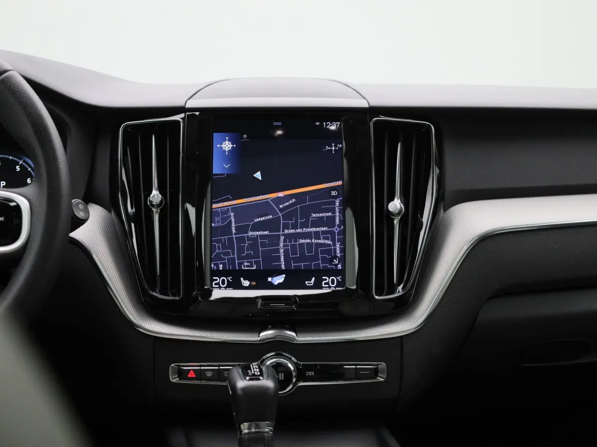 2.0 T5 AWD Inscription | Automaat | Apple Carplay / Android Auto | Stoelverwaming | Stoelventilatie | Achteruitrijcamera |