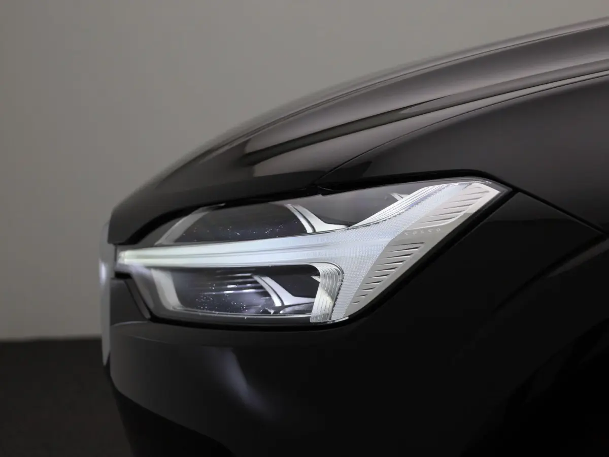 2.0 T5 AWD Inscription | Automaat | Apple Carplay / Android Auto | Stoelverwaming | Stoelventilatie | Achteruitrijcamera |
