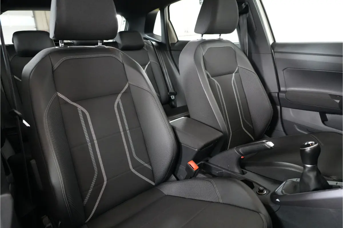 1.0 TSI | Stl. verw. | Navi | Cruise | PDC | Apple/Android |