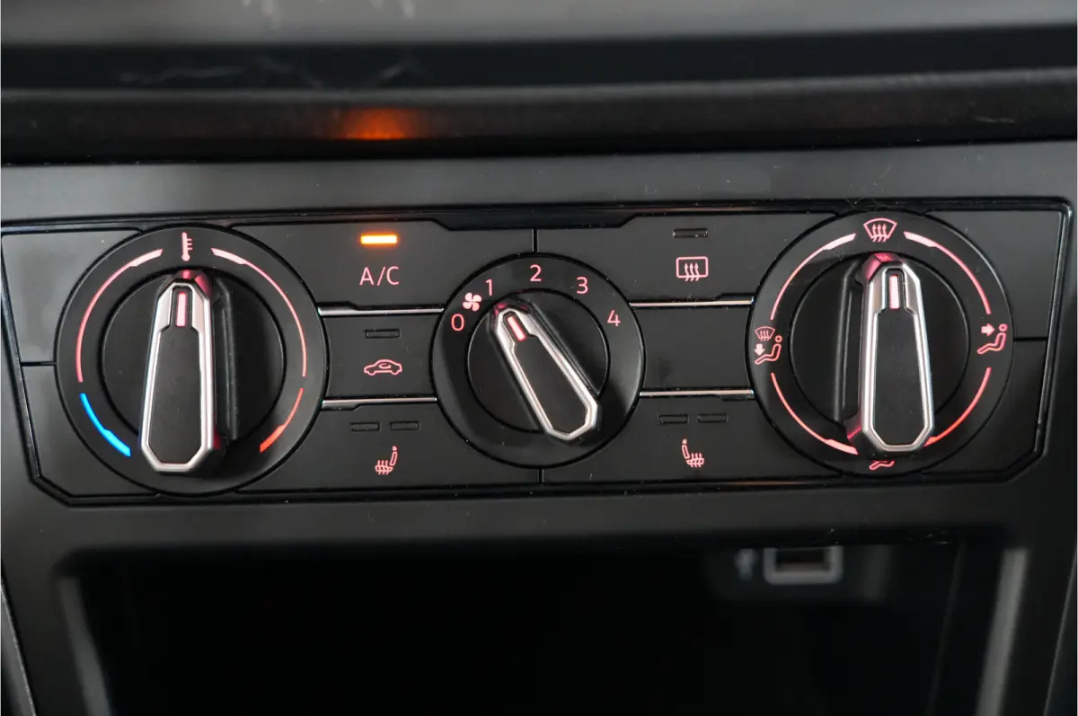 1.0 TSI | Stl. verw. | Navi | Cruise | PDC | Apple/Android |