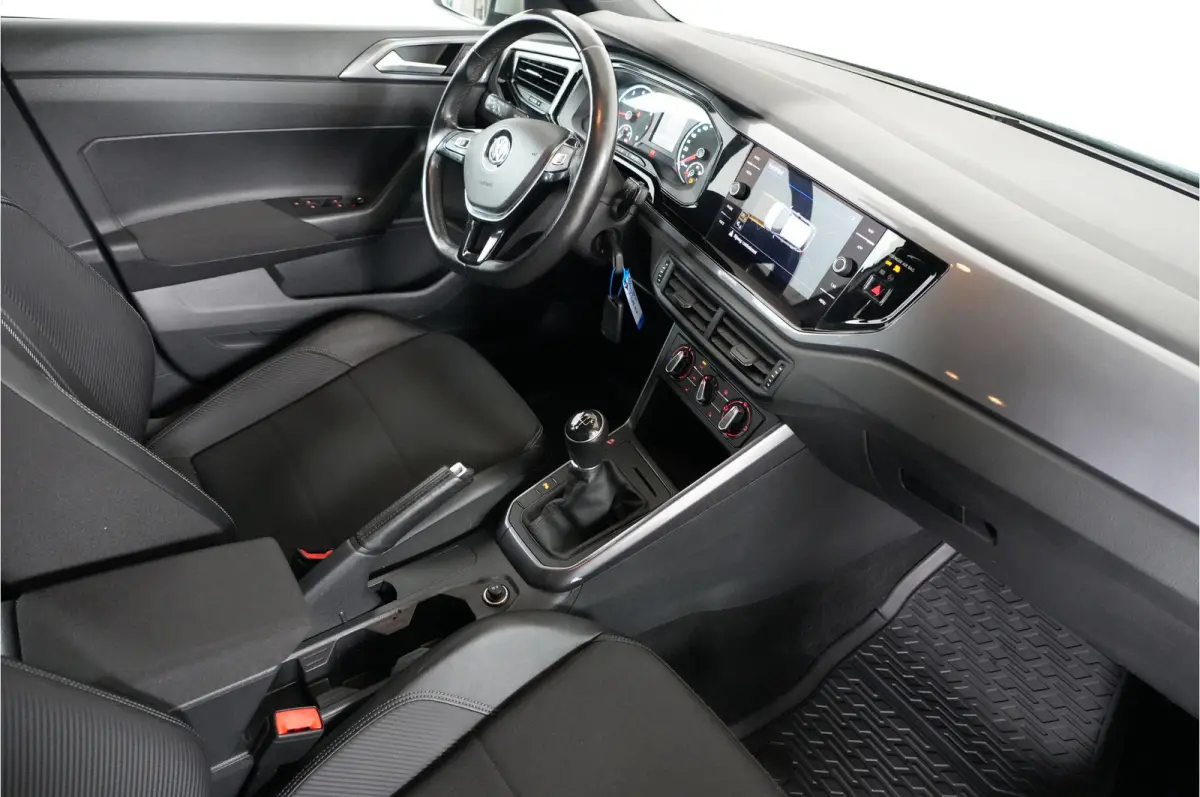 1.0 TSI | Stl. verw. | Navi | Cruise | PDC | Apple/Android |