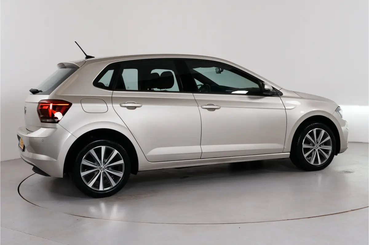 1.0 TSI | Stl. verw. | Navi | Cruise | PDC | Apple/Android |