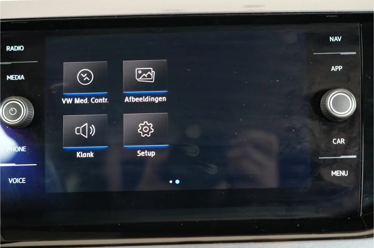 1.0 TSI | Stl. verw. | Navi | Cruise | PDC | Apple/Android |