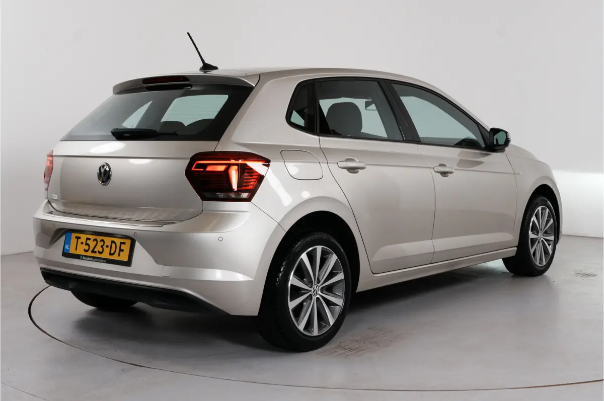 1.0 TSI | Stl. verw. | Navi | Cruise | PDC | Apple/Android |