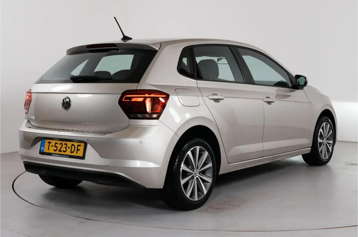 1.0 TSI | Stl. verw. | Navi | Cruise | PDC | Apple/Android |