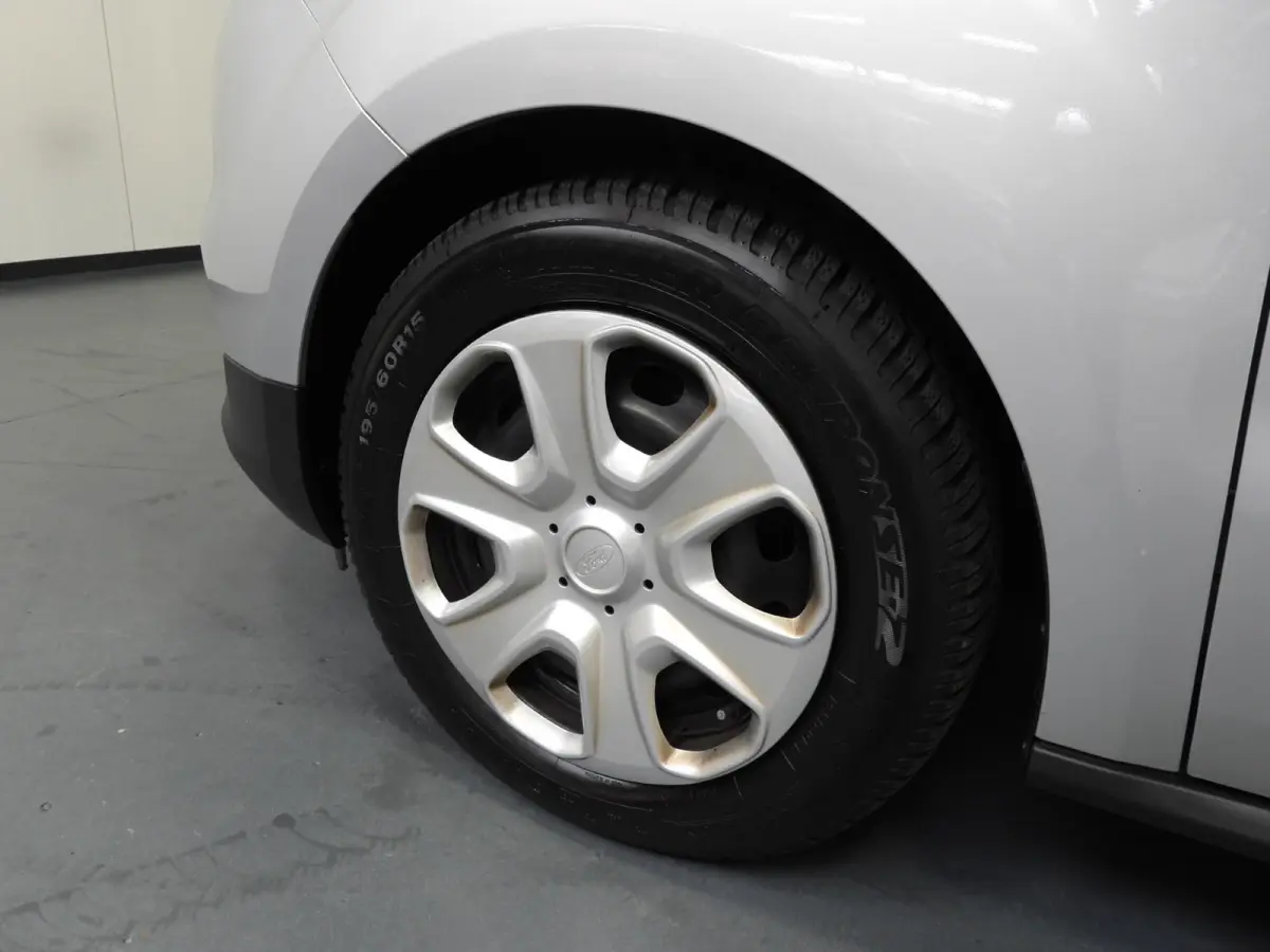 1.0 Trend EcoBoost NAVI/AIRCO/CRUISE/PDC/SCHUIFDEUR!