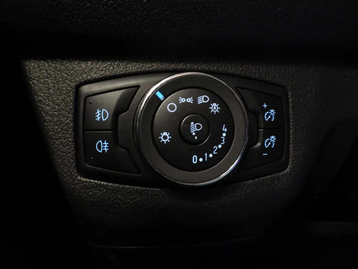 1.0 Trend EcoBoost NAVI/AIRCO/CRUISE/PDC/SCHUIFDEUR!