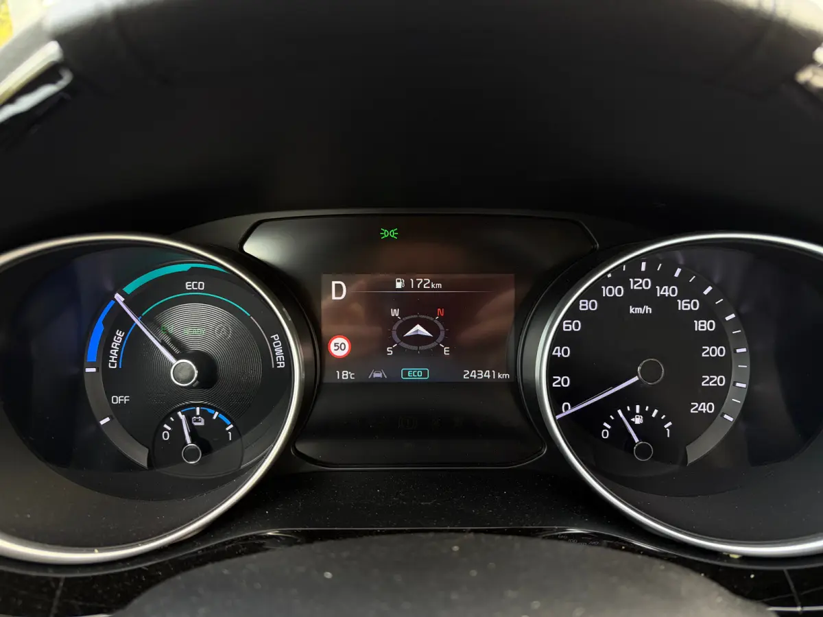 1.6 GDi PHEV DynamicLine | Trekhaak 1300kg geremd | Apple carplay | Android Auto | Stoelverwarming voor | Stuurverwarming | Climate Control | Adaptive Cruise Control |