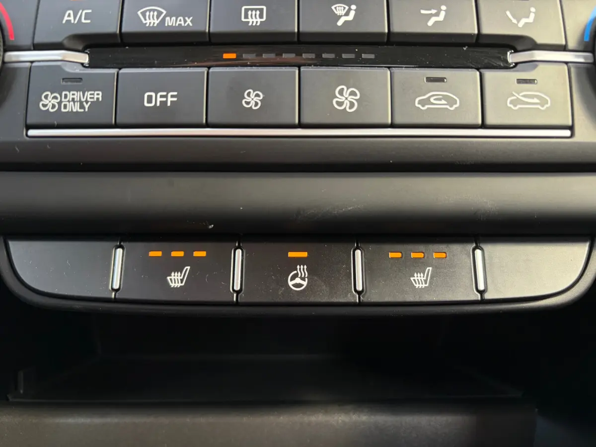 1.6 GDi PHEV DynamicLine | Trekhaak 1300kg geremd | Apple carplay | Android Auto | Stoelverwarming voor | Stuurverwarming | Climate Control | Adaptive Cruise Control |