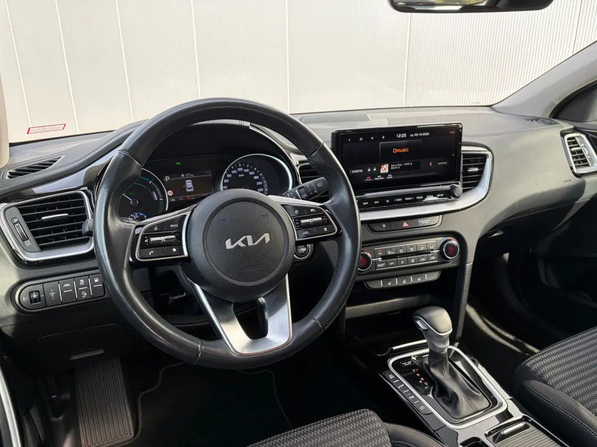 1.6 GDi PHEV DynamicLine | Trekhaak 1300kg geremd | Apple carplay | Android Auto | Stoelverwarming voor | Stuurverwarming | Climate Control | Adaptive Cruise Control |