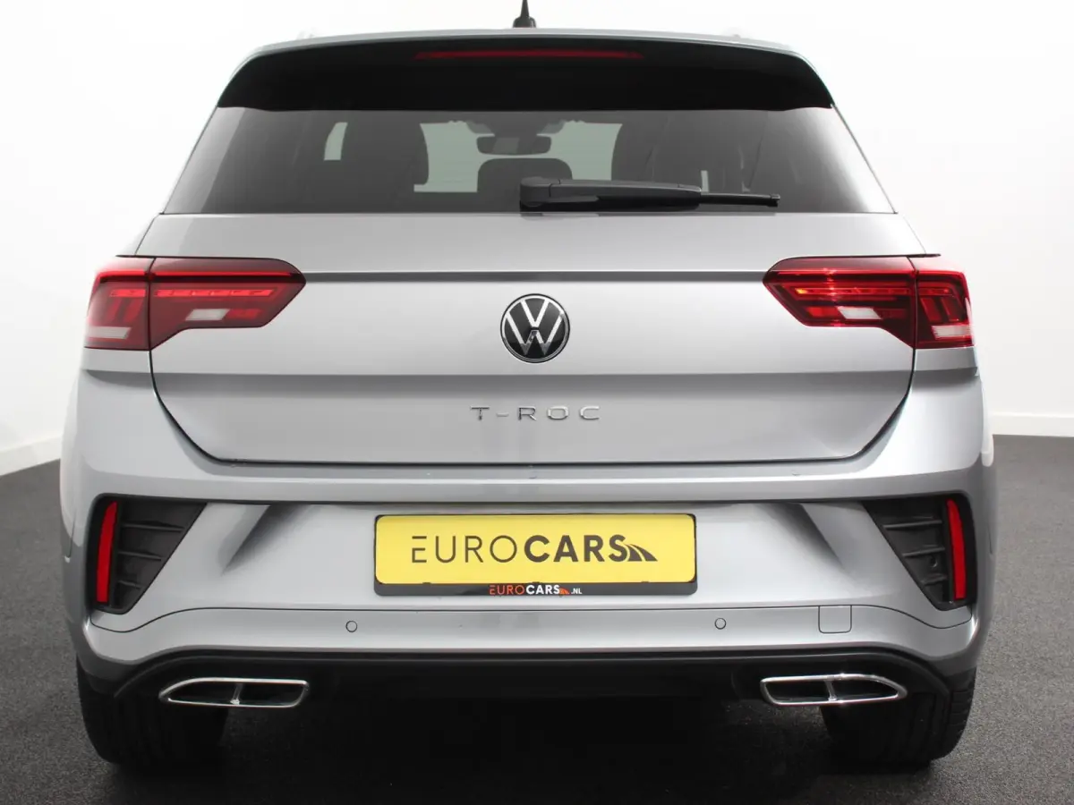 1.5 TSI Automaat R-Line Edition Digitale Cockpit Navigatie Appel Carplay/Android Auto Climate Control Extra getint Glas Stoelverwarming Dab Led Adaptive Cruise Control