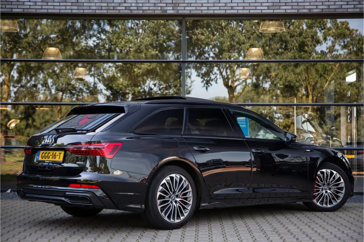 55 TFSI e quattro Competition , Pano, Trekhaak, Head-up Display, B&O, Matrix Led