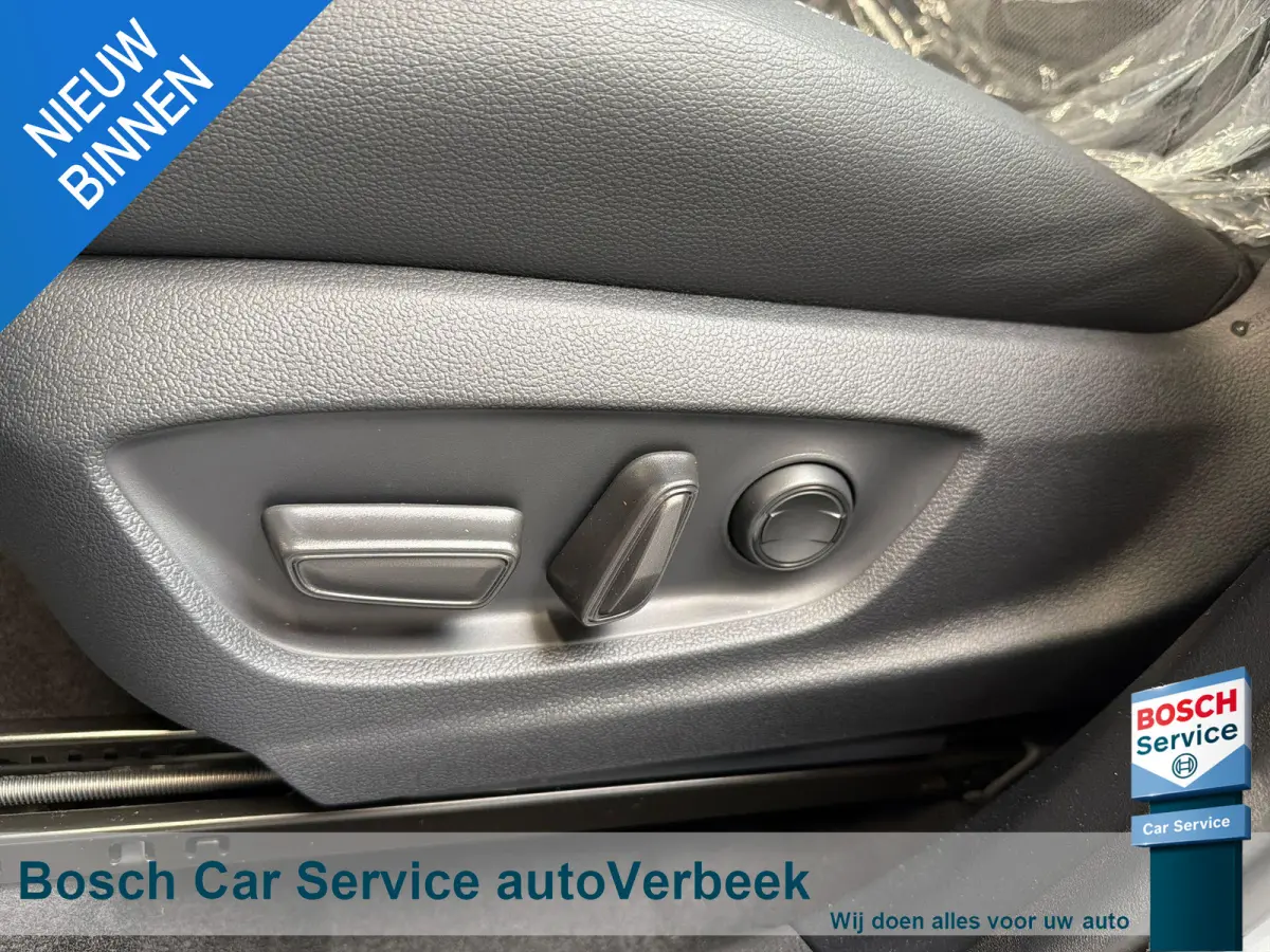 2.0 Plug-in Hybrid 220 Executive | Nieuw! | JBL Audio | Memory stoel | El.A.klep | Warmtepomp | 10 jaar Toyota garantie!