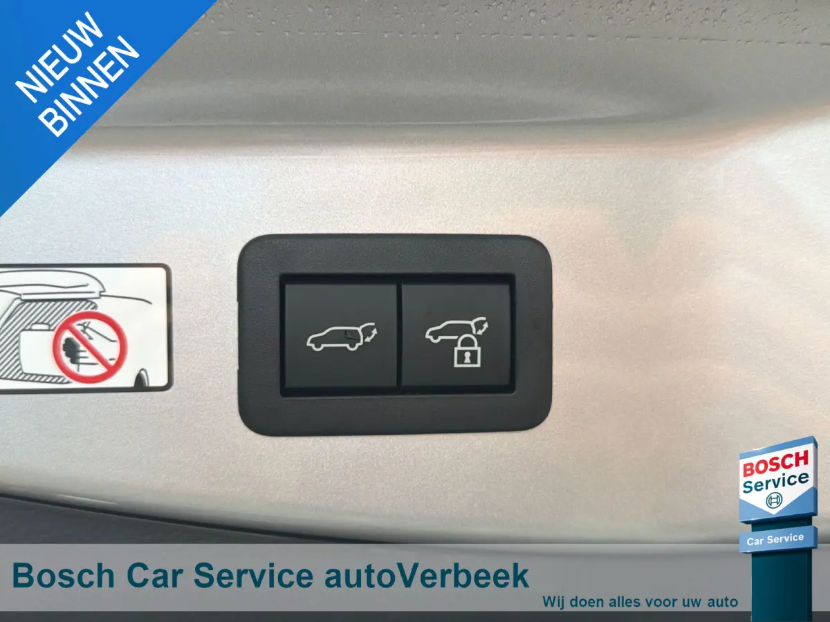 2.0 Plug-in Hybrid 220 Executive | Nieuw! | JBL Audio | Memory stoel | El.A.klep | Warmtepomp | 10 jaar Toyota garantie!