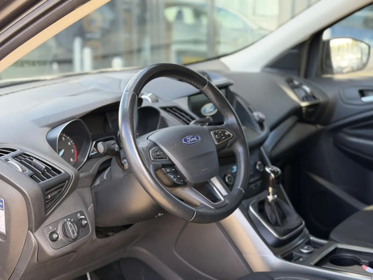 1.5 EcoBoost Titanium 150PK | Volledige Onderhoudshistorie | Trekhaak | Navigatie | Stoelverwarming | Stuurverwarming | Voorruitverwarming | Climate Control | Parkeersensoren Voor en Achter 
