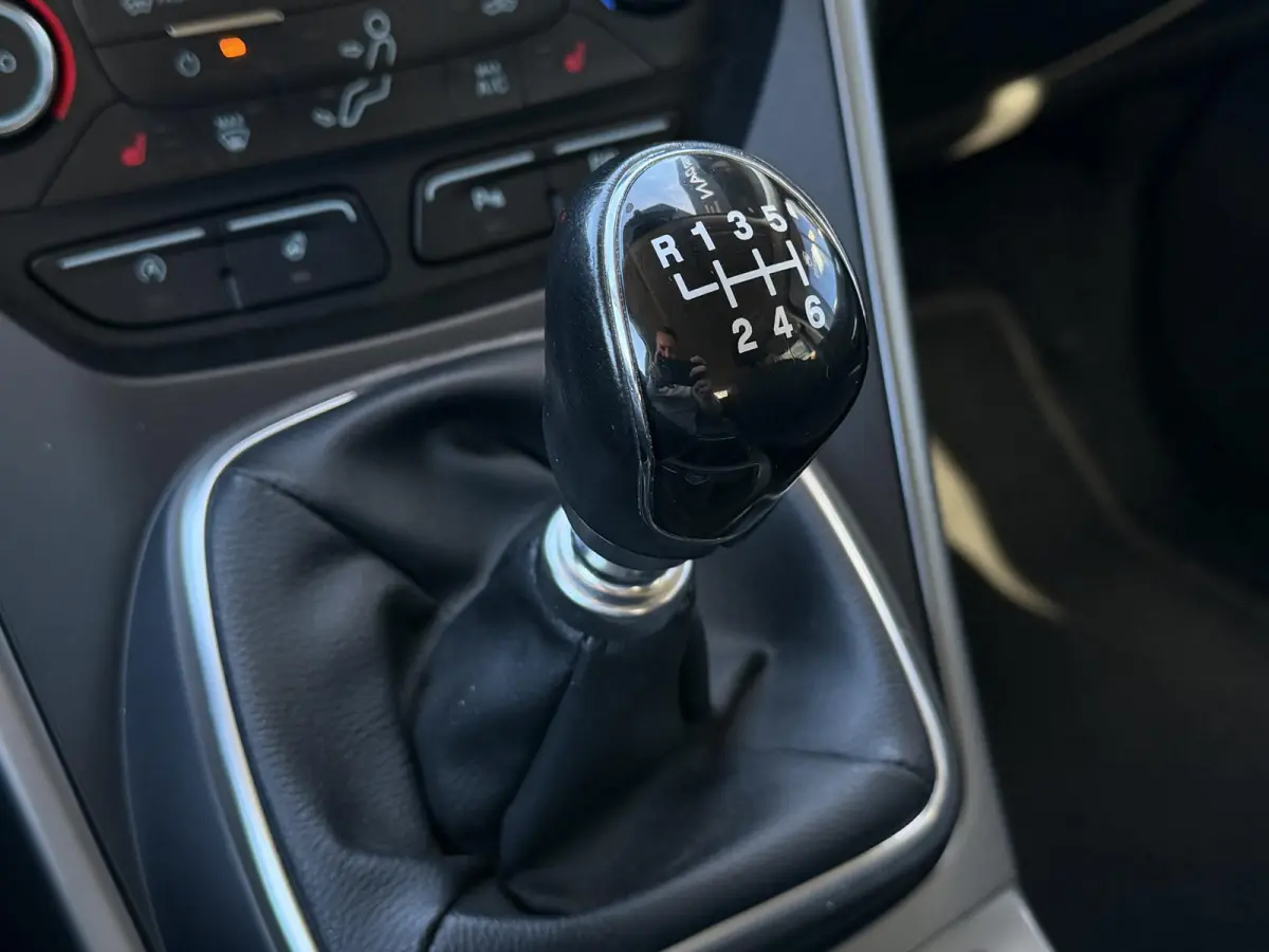 1.5 EcoBoost Titanium 150PK | Volledige Onderhoudshistorie | Trekhaak | Navigatie | Stoelverwarming | Stuurverwarming | Voorruitverwarming | Climate Control | Parkeersensoren Voor en Achter 