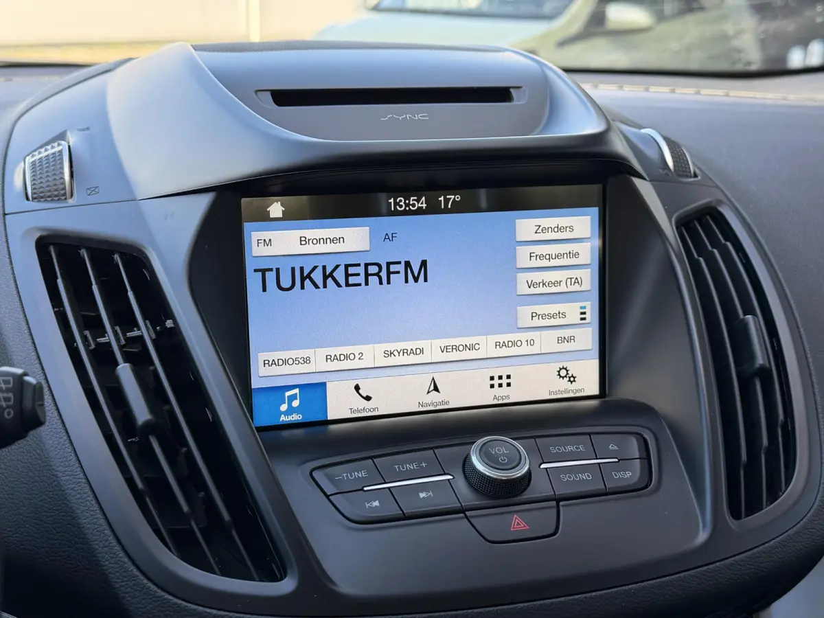 1.5 EcoBoost Titanium 150PK | Volledige Onderhoudshistorie | Trekhaak | Navigatie | Stoelverwarming | Stuurverwarming | Voorruitverwarming | Climate Control | Parkeersensoren Voor en Achter 