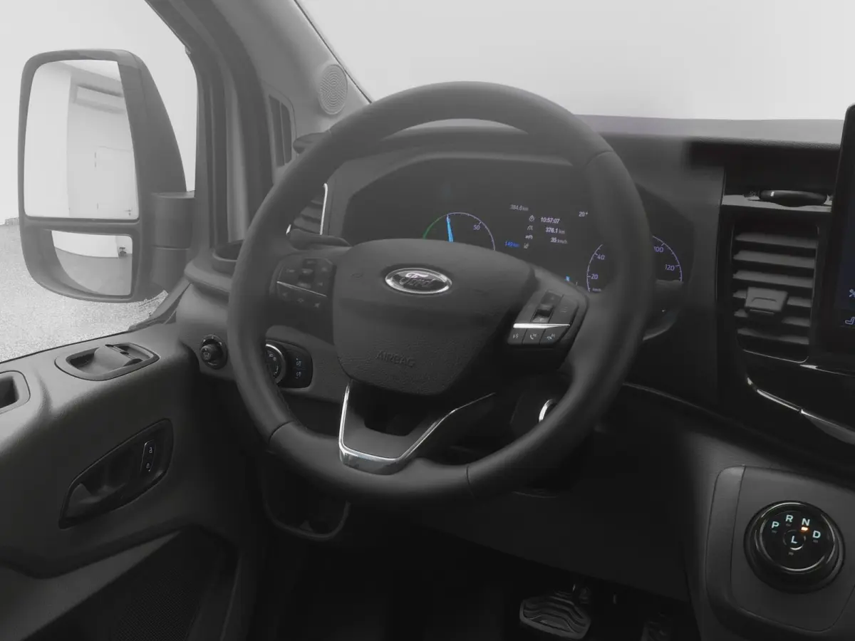 350 L2H2 Trend 68 kWh | CAMERA | CARPLAY | STOELVERWARMING