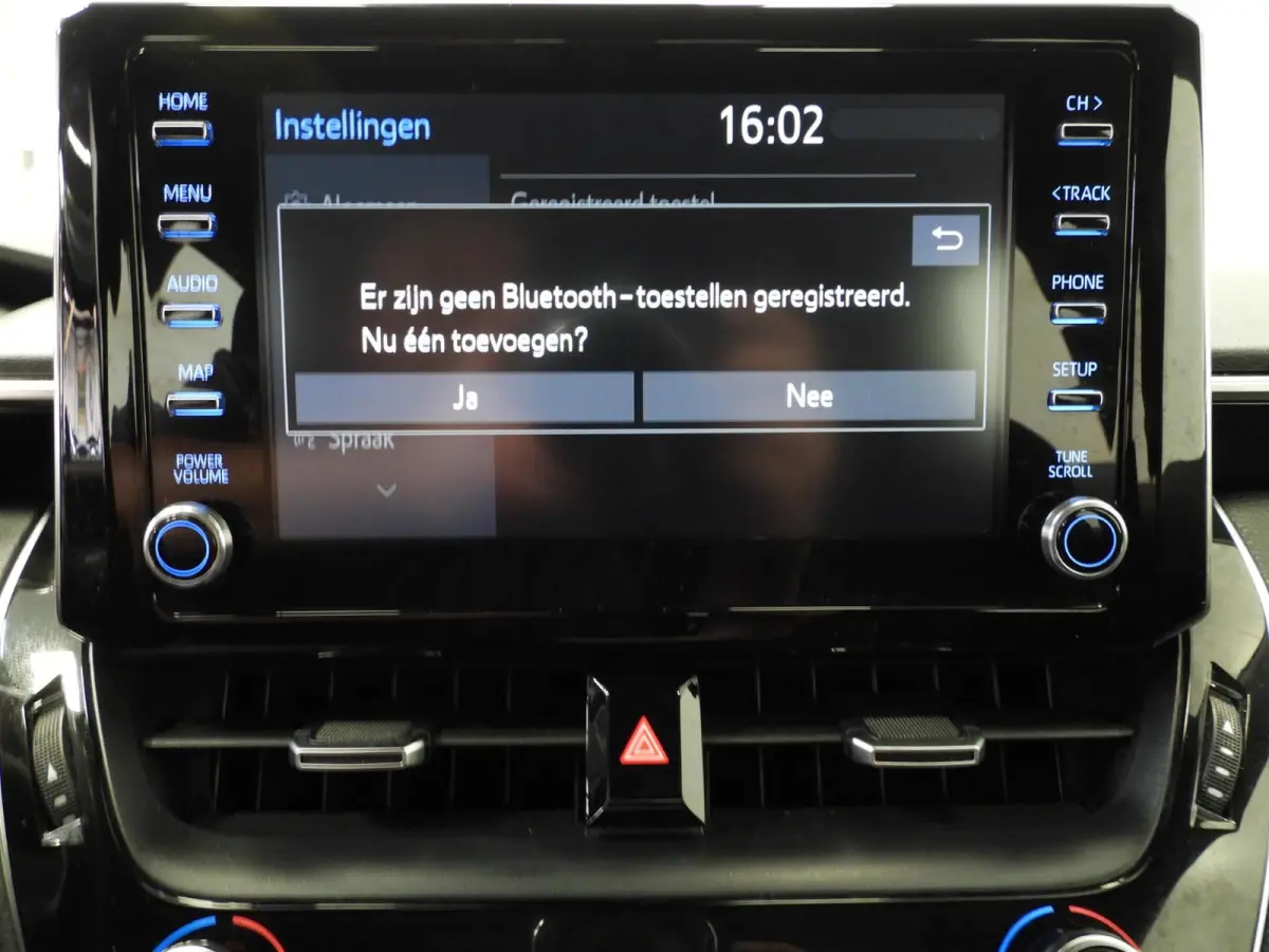 1.8 Hybrid Business NAVI-APP/TREKH./ADAPT.CRUISE/LED/16"LMV!